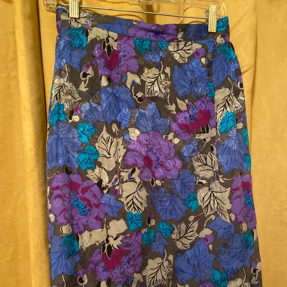Flora kung New York vintage size 8